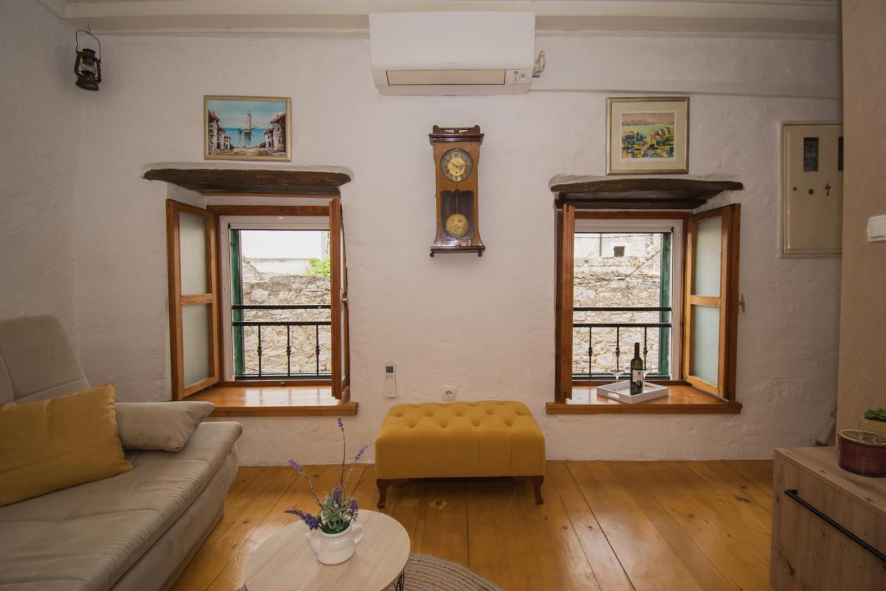 Apartment Nika Vodice Buitenkant foto